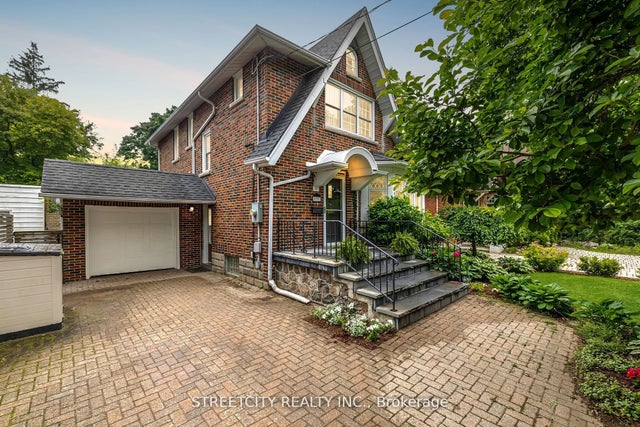 931 Waterloo Street, London East