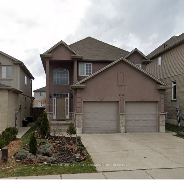 1310 Oakcrossing Road, London North