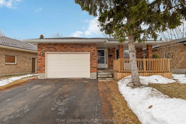 1082 Lawson Road, London North