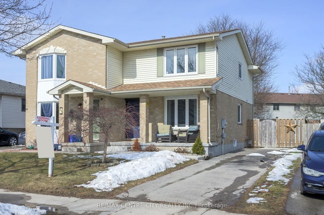 245 Martinet Avenue, London East