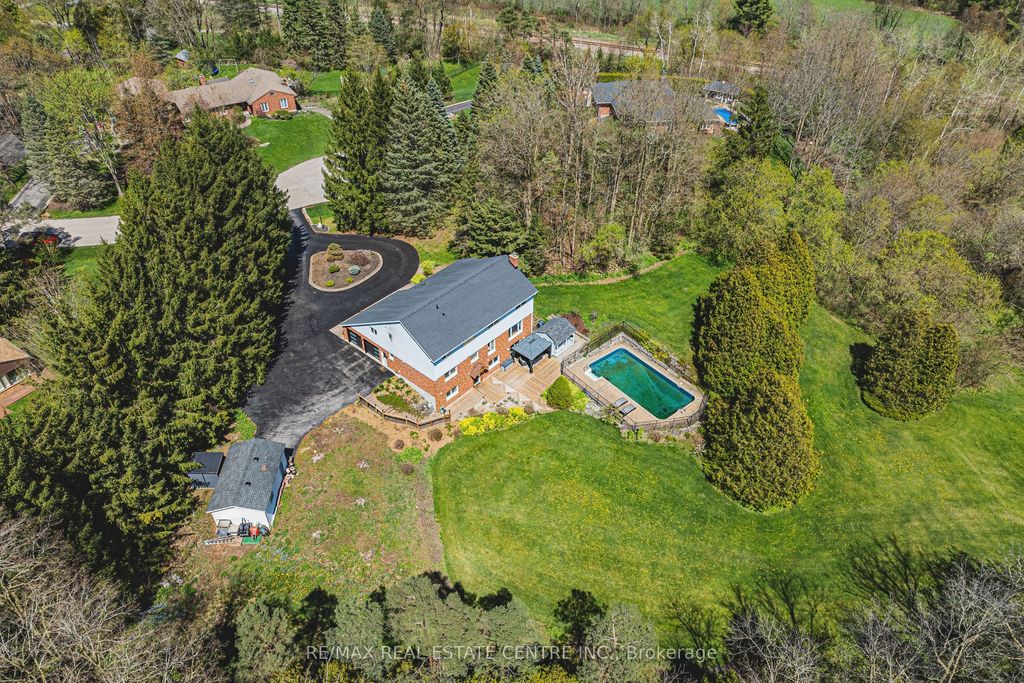 6 Iris Court, Hamilton