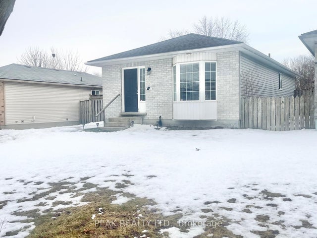 338 Fleming Drive, London East