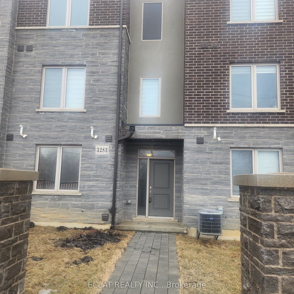 3283 Homestead Drive, Hamilton