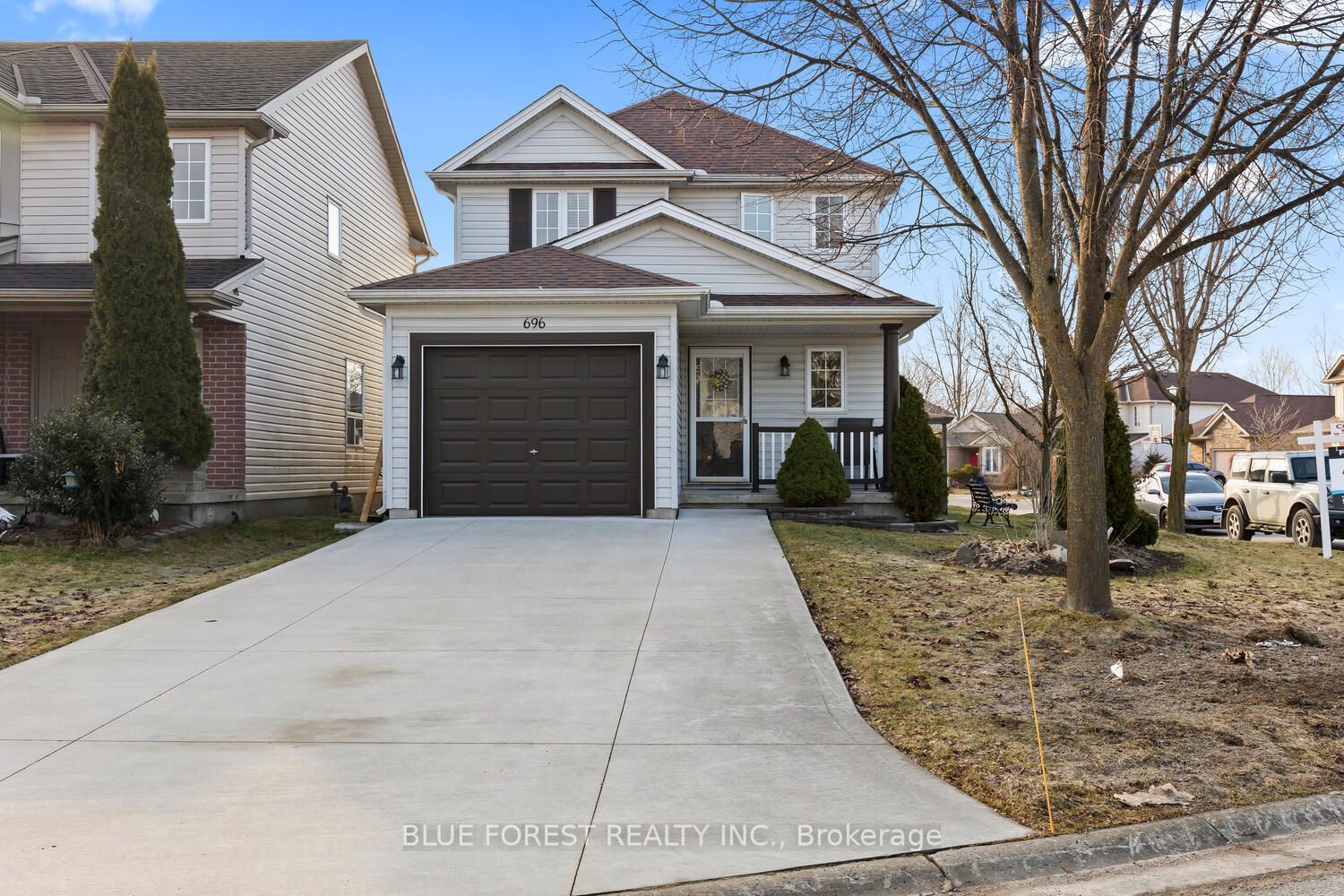 Photo of Listing #X12878018