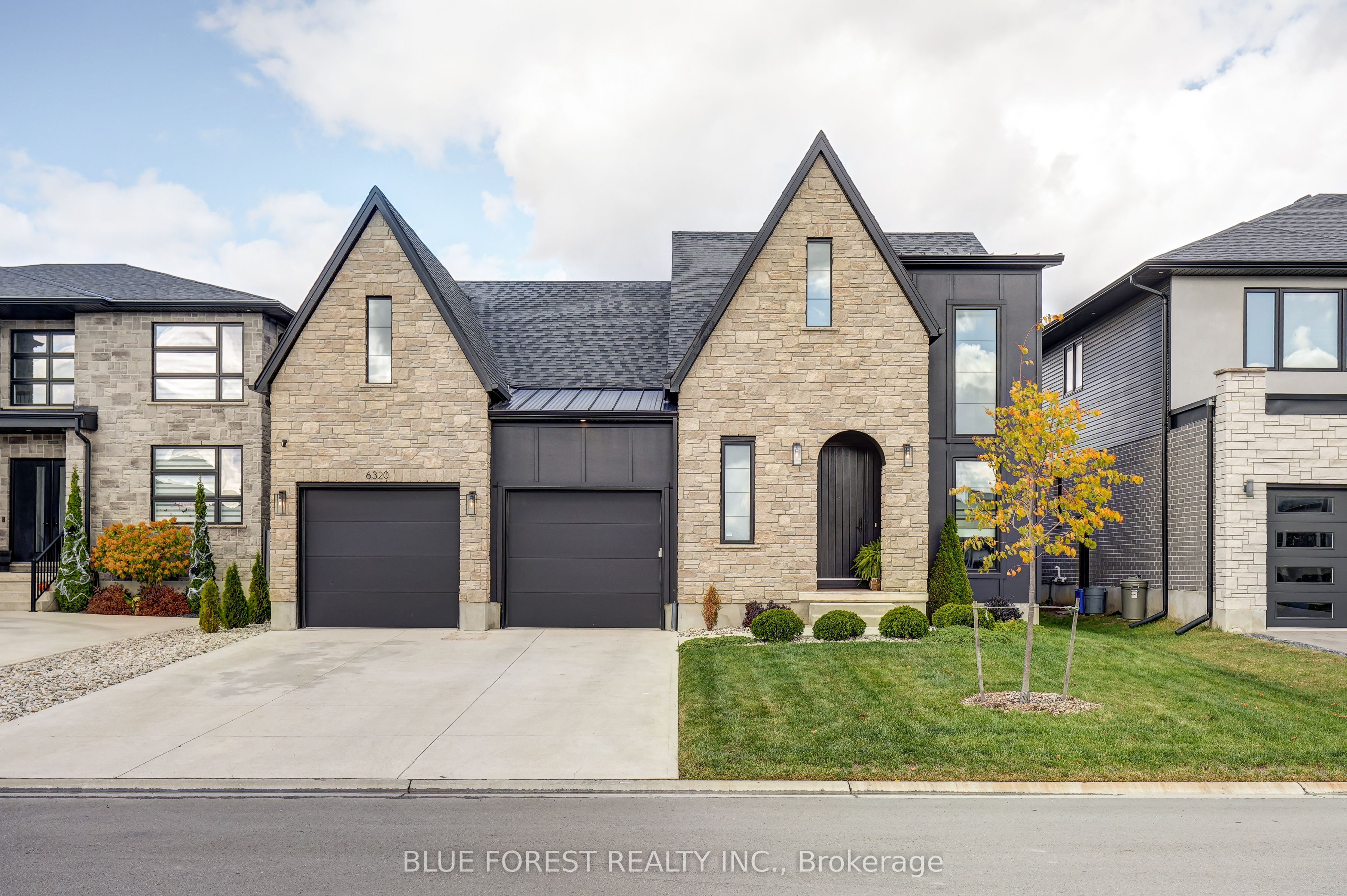 Photo of Listing #X12881116