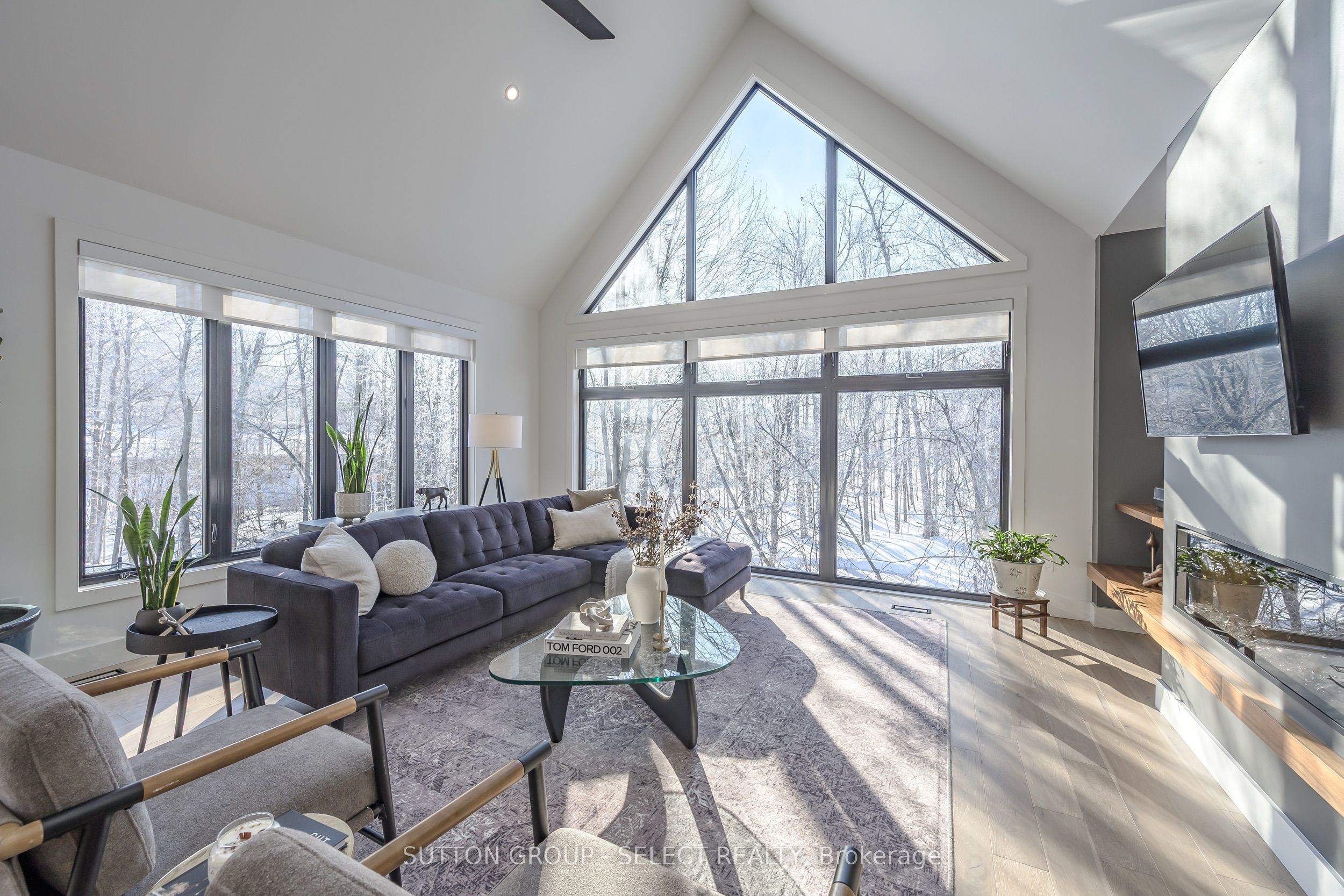 Photo of Listing #X12883606