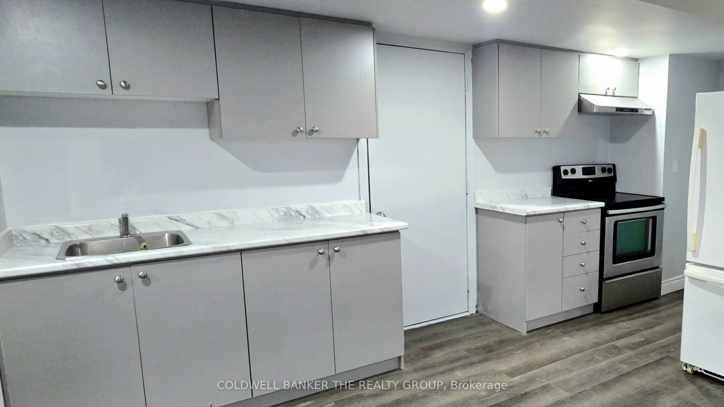 Photo of Listing #X12883872