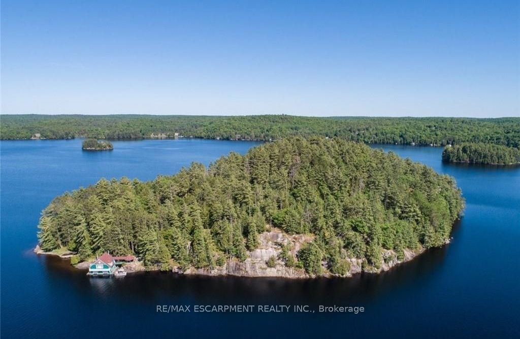Crown Island Island, Huntsville