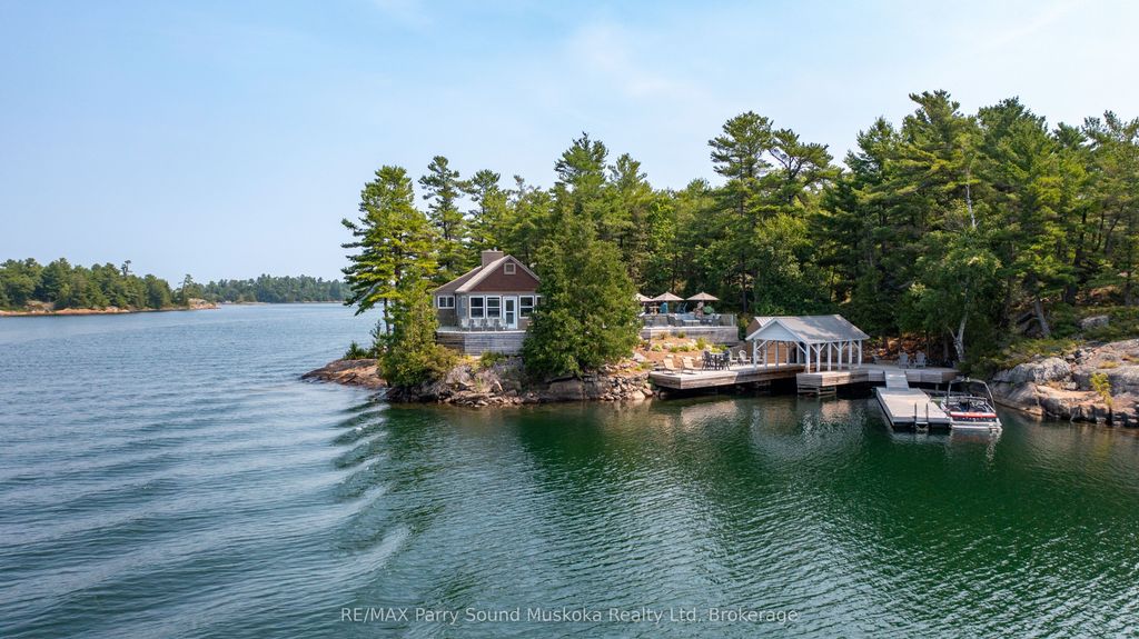 2 A258 Island, The Archipelago