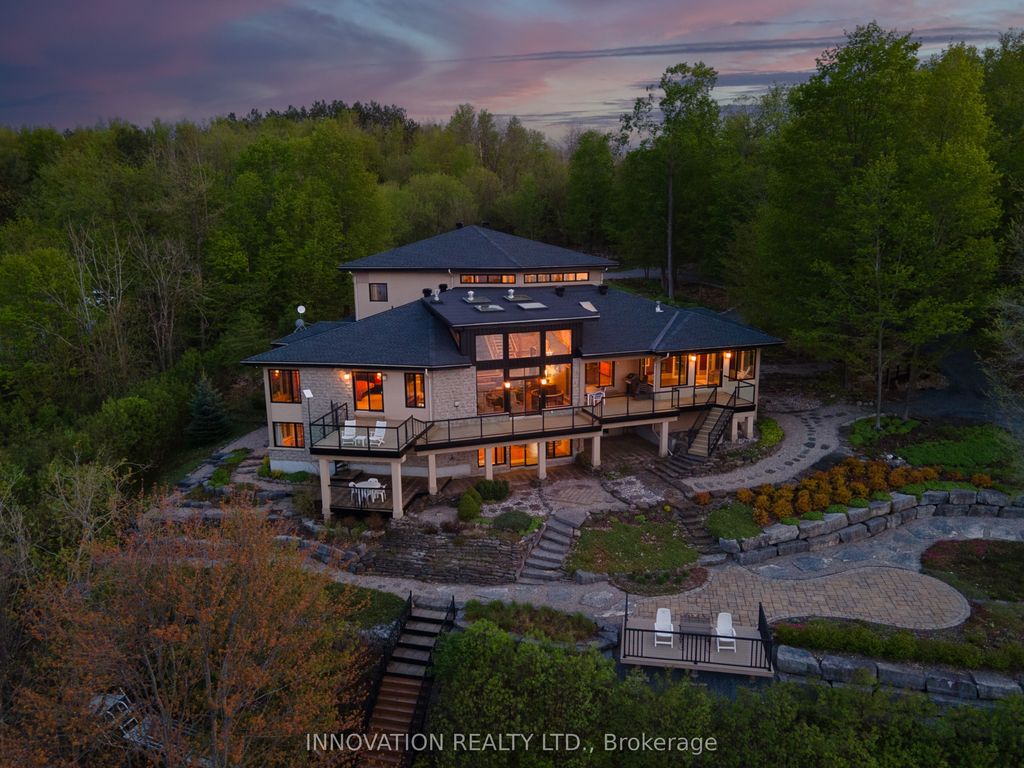 325 Berry Side Road, Kanata