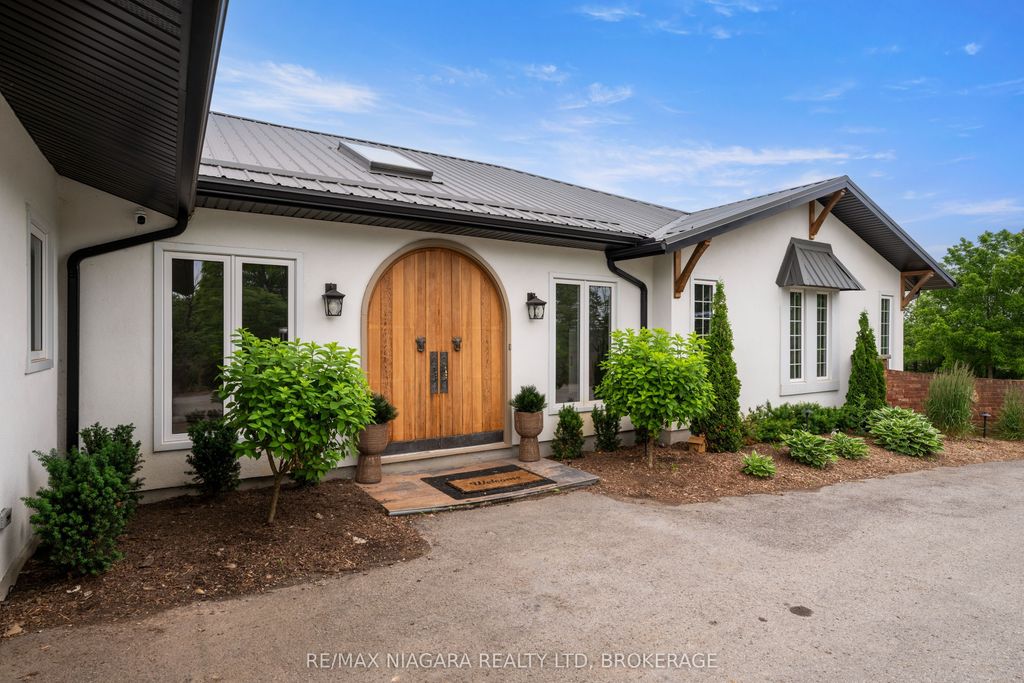 340 Roland Road, Pelham