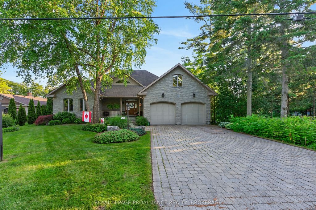 178 Nicholson Point Road, Loyalist
