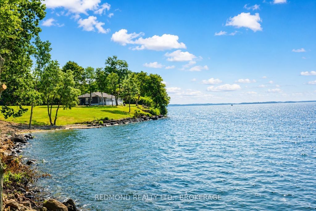 1686 Howe Island Drive, Frontenac Islands