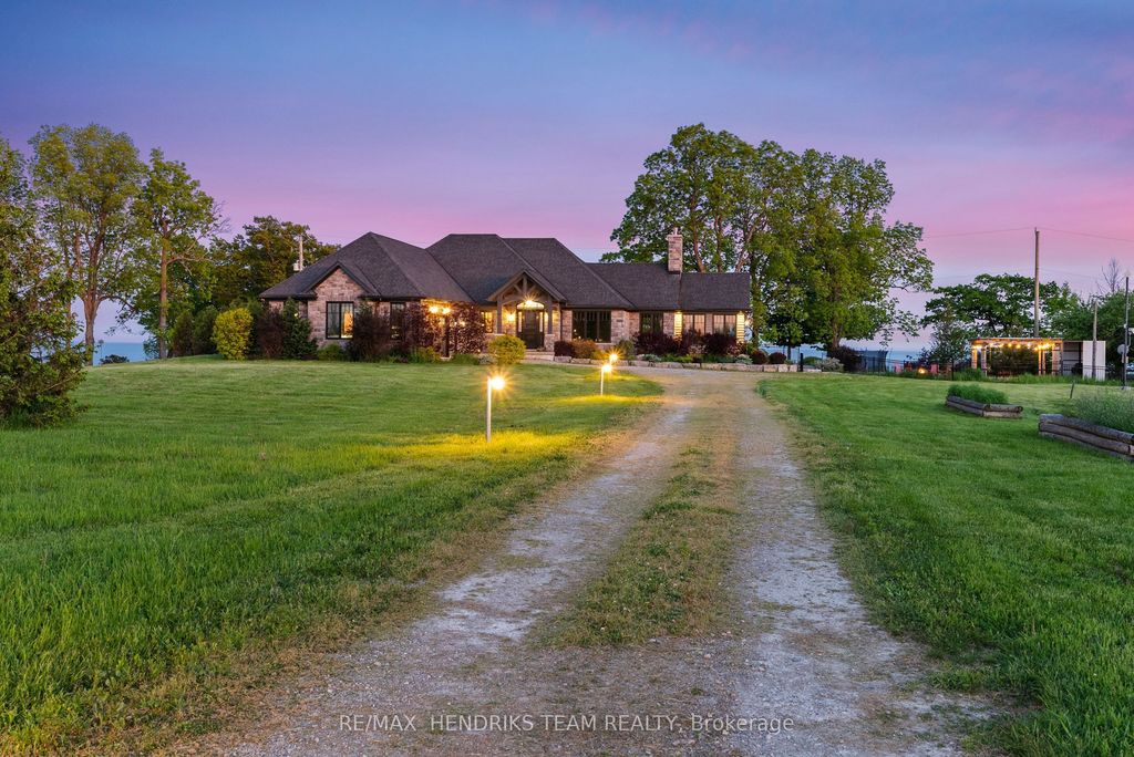 515 Sandy Bay Road, Haldimand