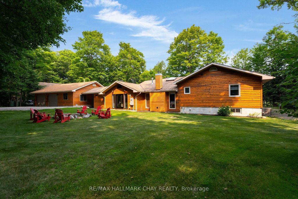 1319 Wolf Circle, Algonquin Highlands