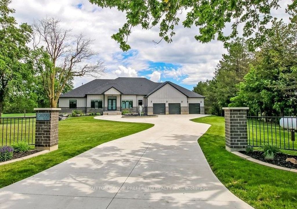 25770 Poplar Hill Road, Middlesex Centre