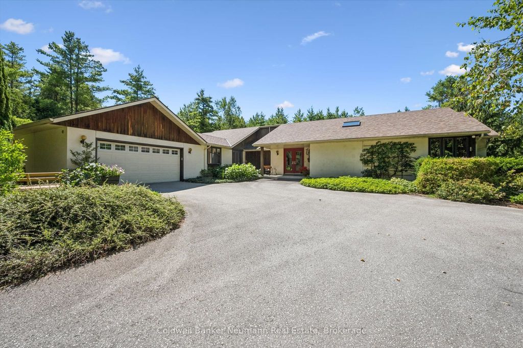 4676 Concession 11 Road, Puslinch