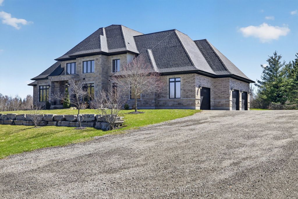 7645 Maltby Road E, Puslinch