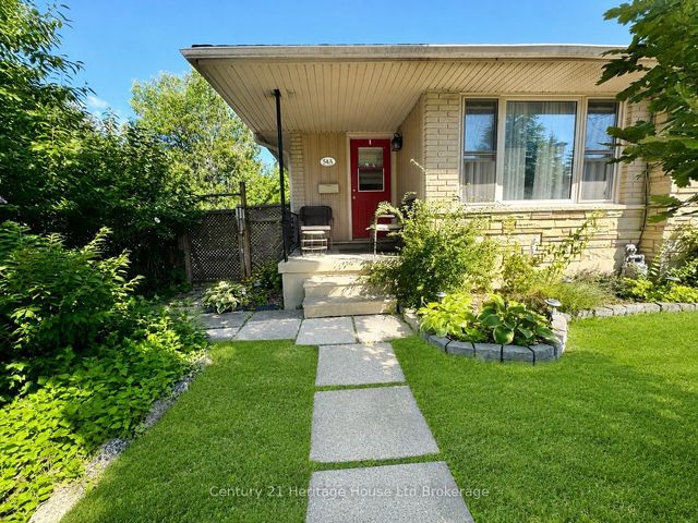 Photo of Listing #X13701636