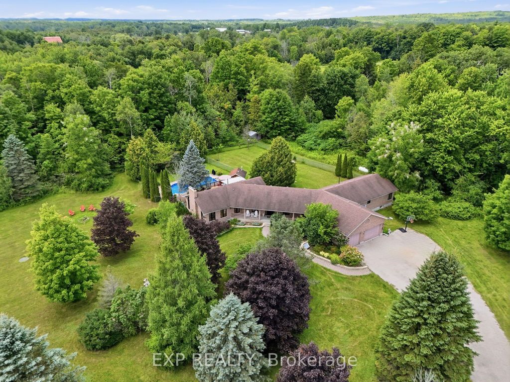 4178 Darkwood Road, Puslinch