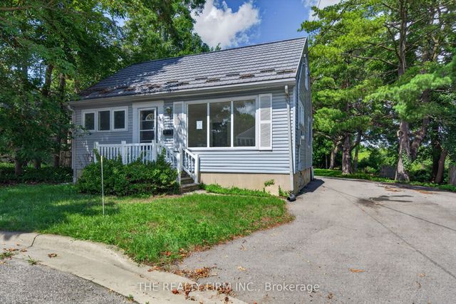Photo of Listing #X13710308