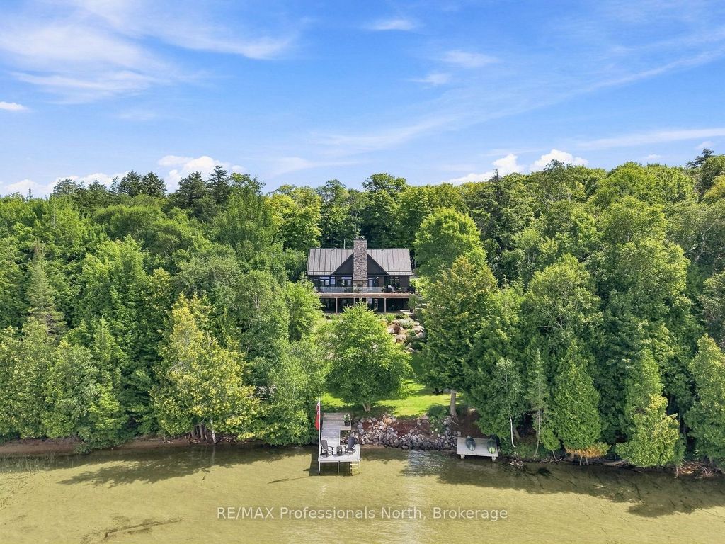 1126a S Lake Bernard Road, Strong