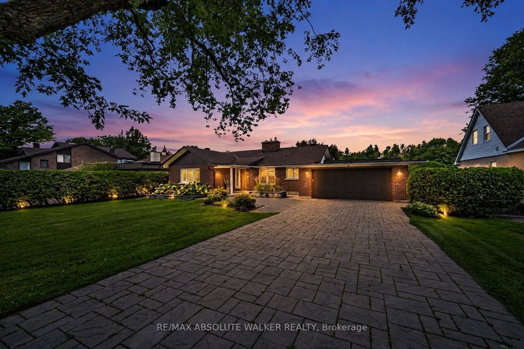 3657 Revelstoke Drive, Billings Bridge - Riverside Park and Area