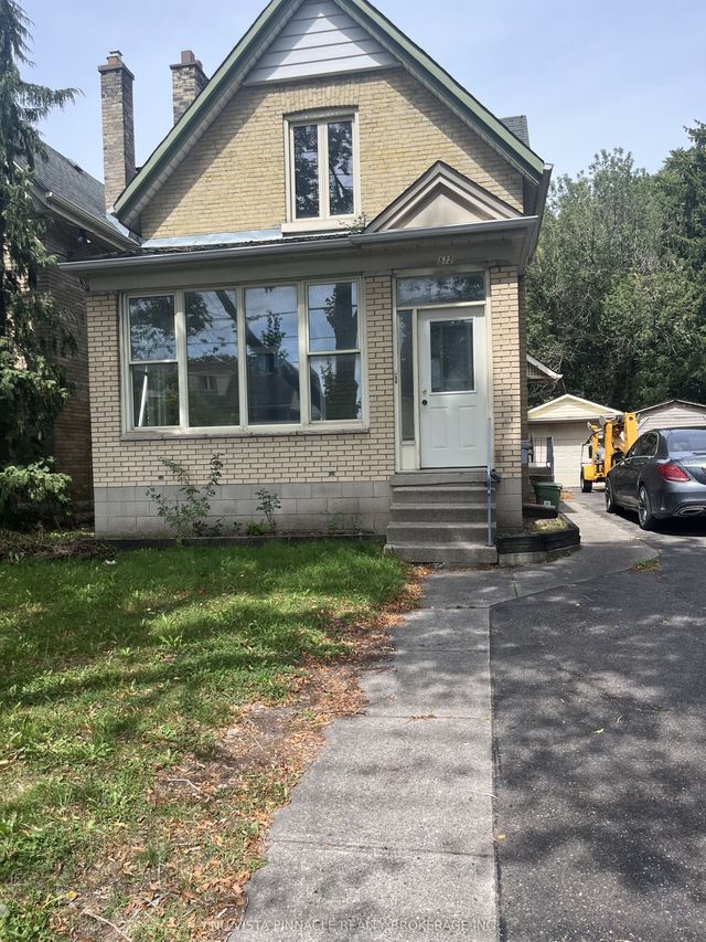 Photo of Listing #X13740580