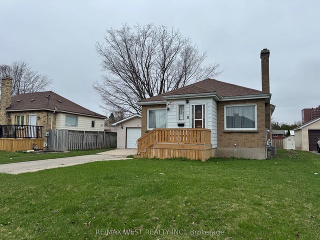 Photo of Listing #X13756358
