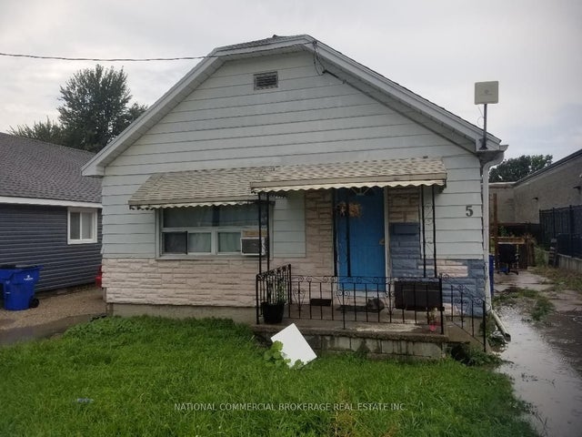 5 Arnold Street, Chatham-Kent