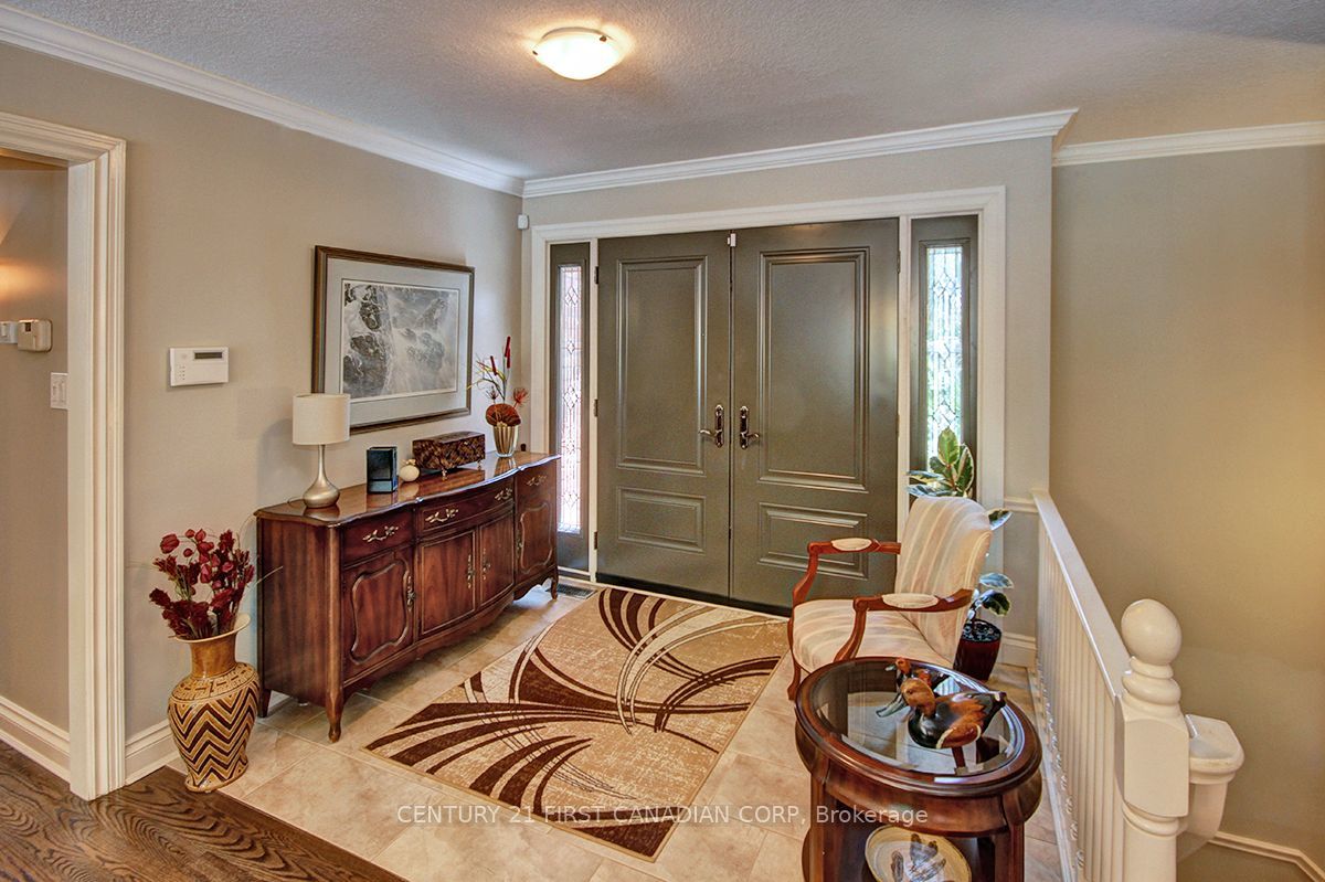 811 Clearview Crescent Home for Sale London Ontario Real Estate