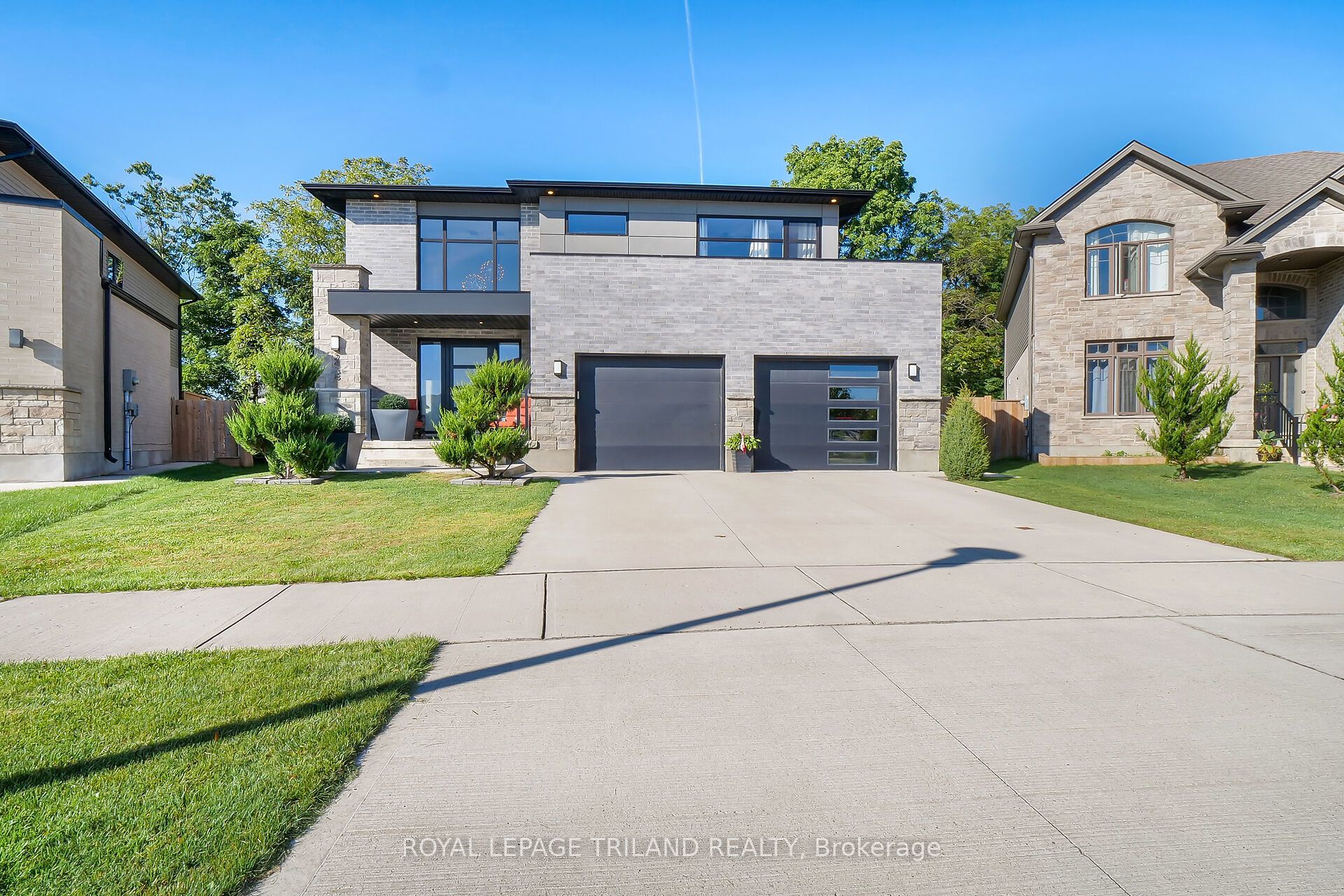 2438 Red Thorne Avenue Home for Sale London Ontario Real Estate