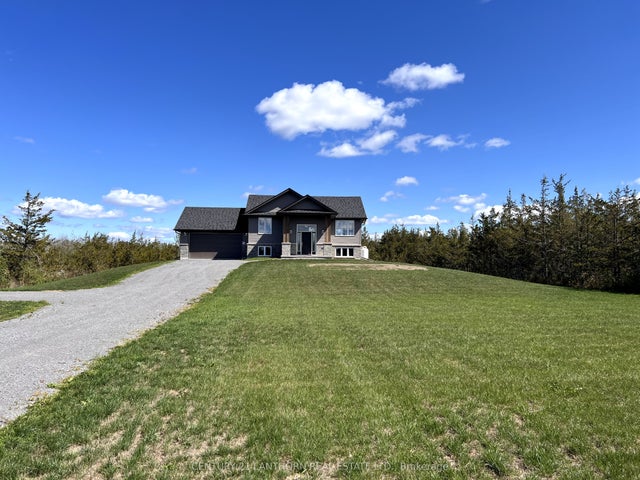 2567 County Road 5 Road, Prince Edward County