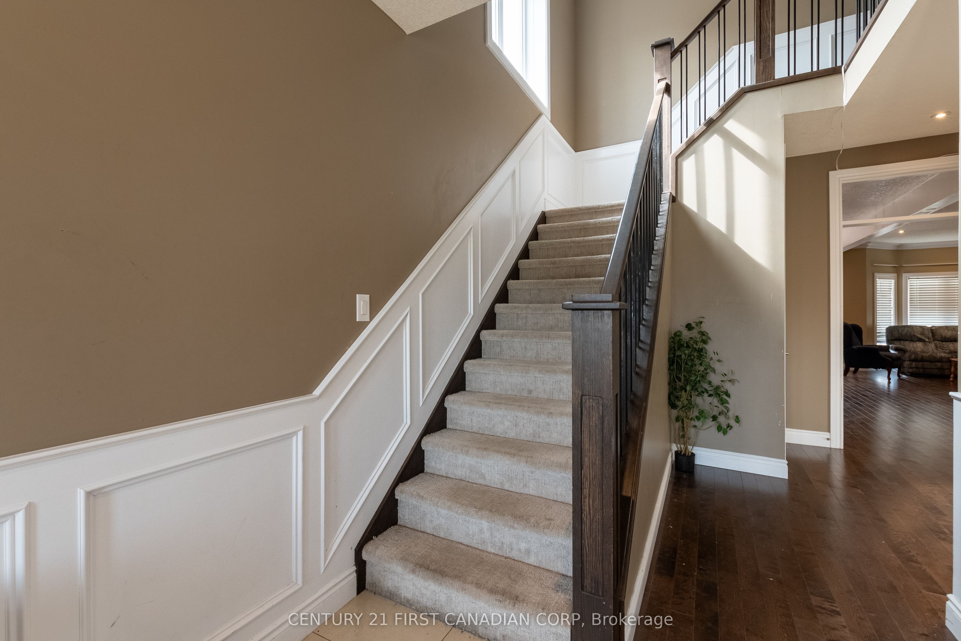 2087 Cherrywood Trail Home for Sale London Ontario Real Estate