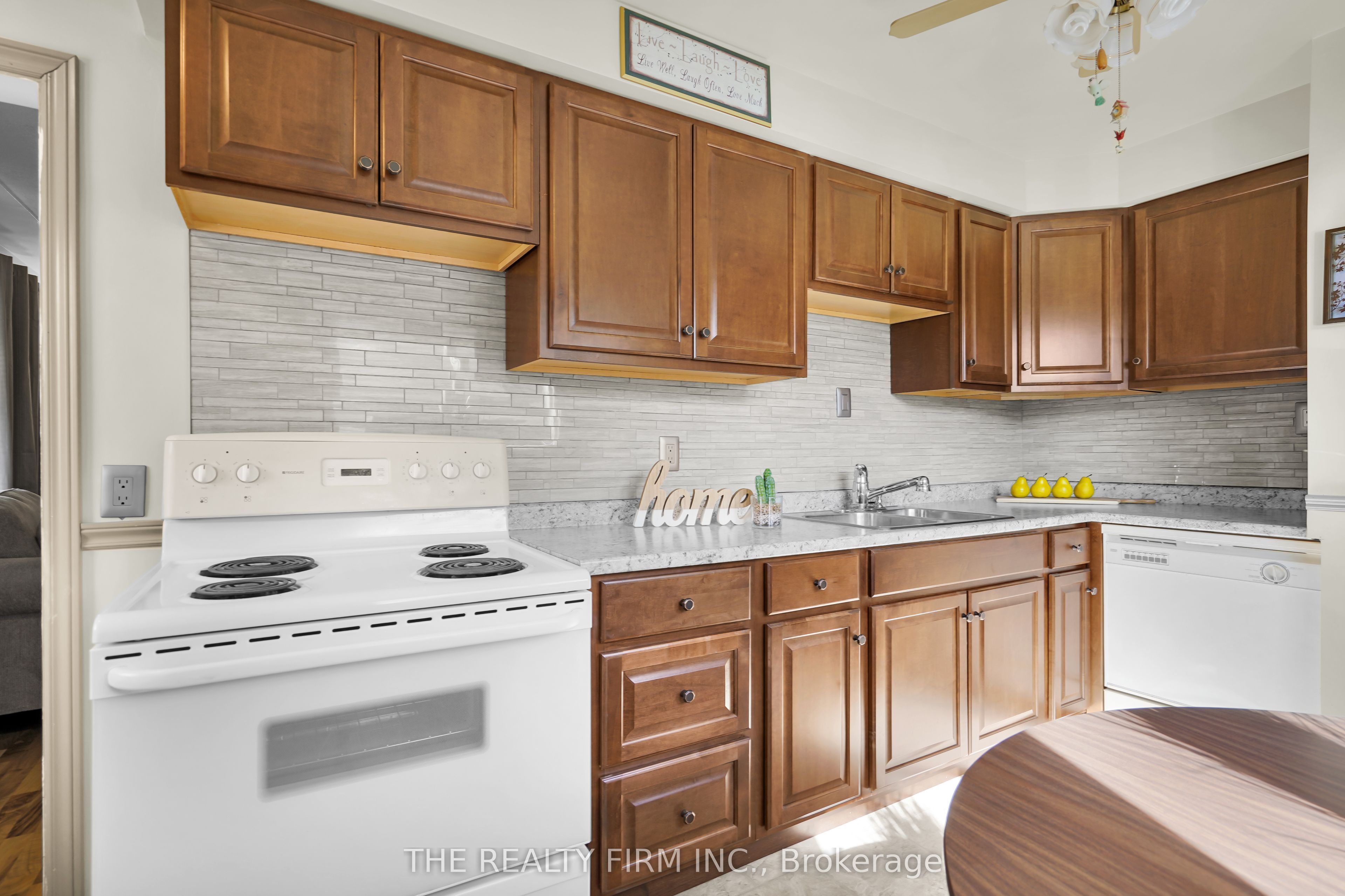 140 Highbury Avenue N Home for Sale London Ontario Real Estate