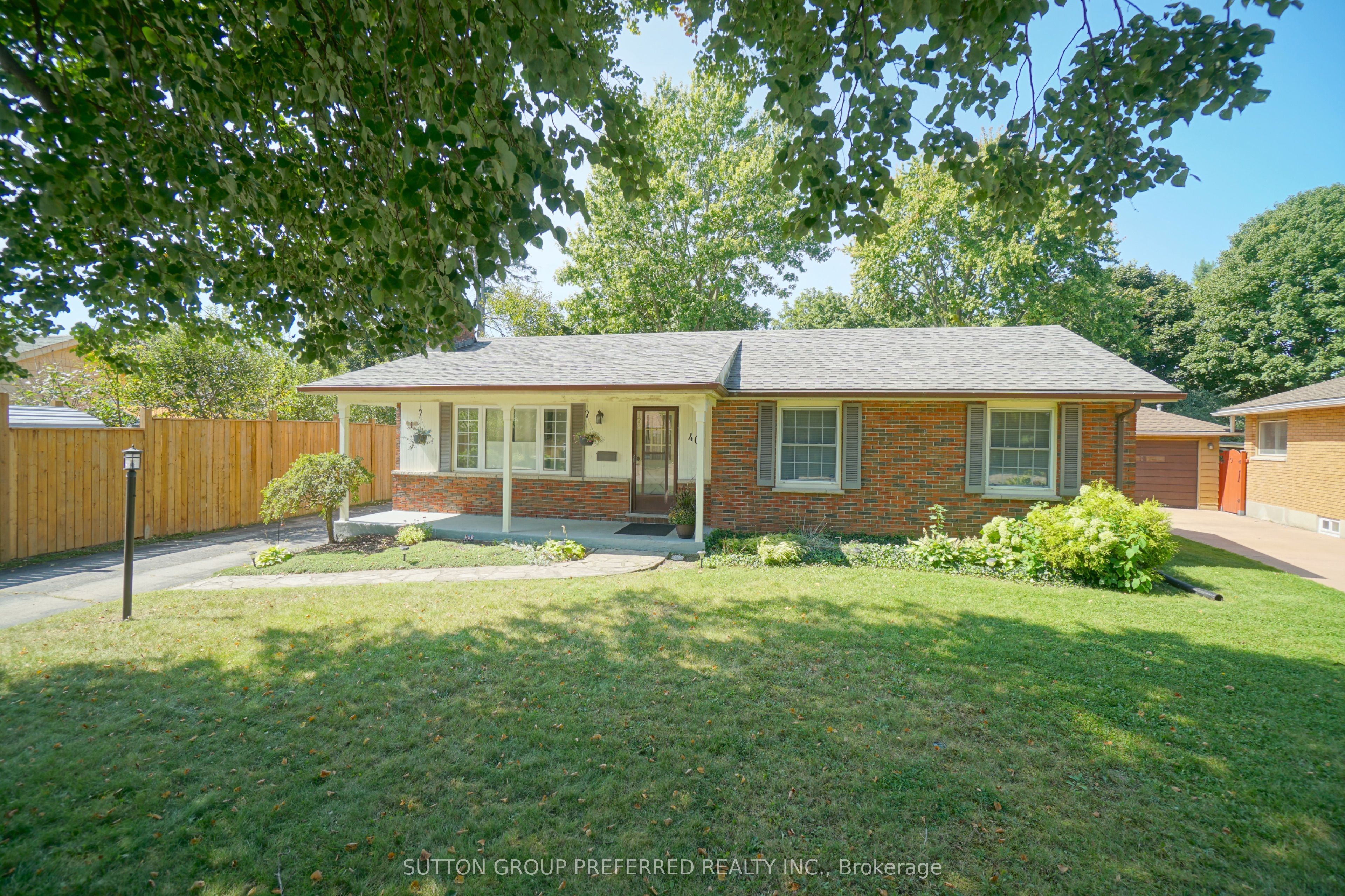 401 Regal Drive Home for Sale London Ontario Real Estate