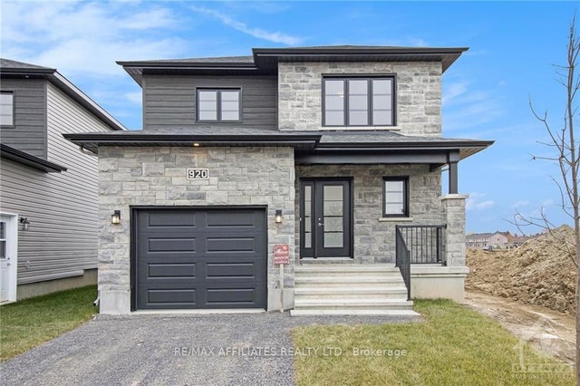 1207 Montblanc Crescent, Russell