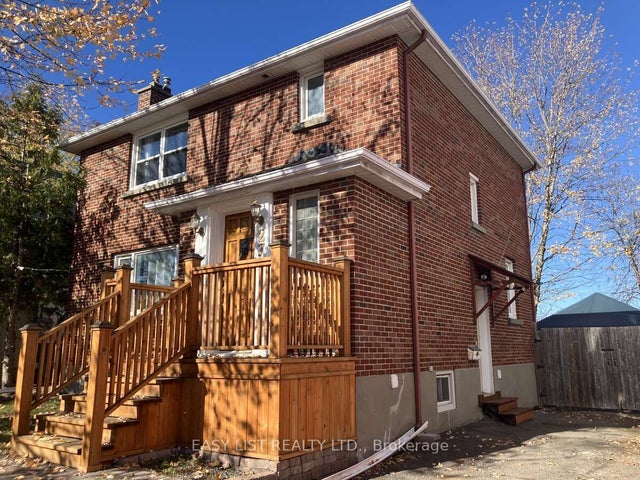 271 Mcarthur Avenue, Vanier and Kingsview Park