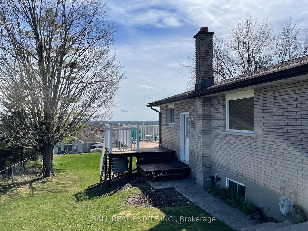 1695 Whittington Dr, Peterborough Property Listing MLS® X8224852