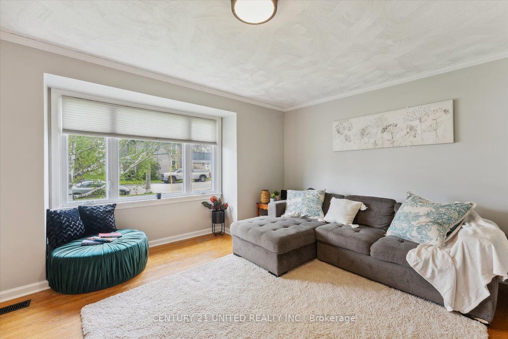 324 Mckellar St, Peterborough Property Listing MLS® X8332638