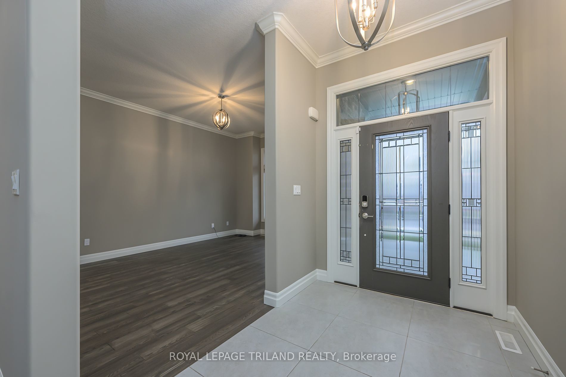 2452 Red Thorne Ave Home for Sale London Ontario Real Estate