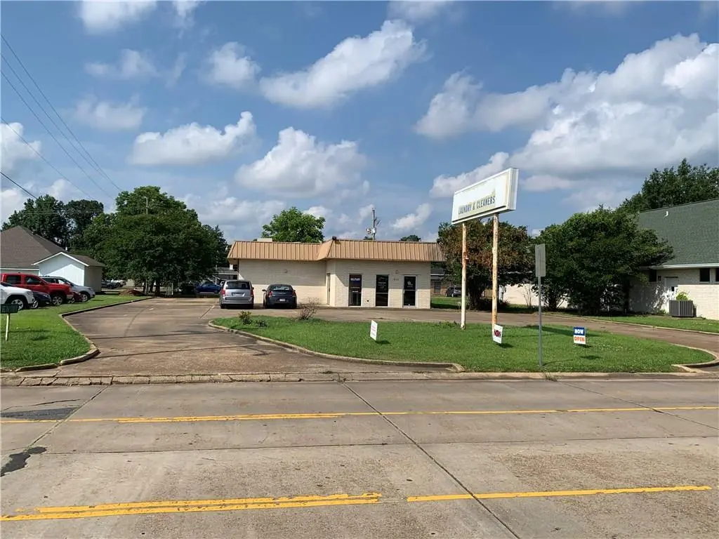 1420 Metro, Alexandria