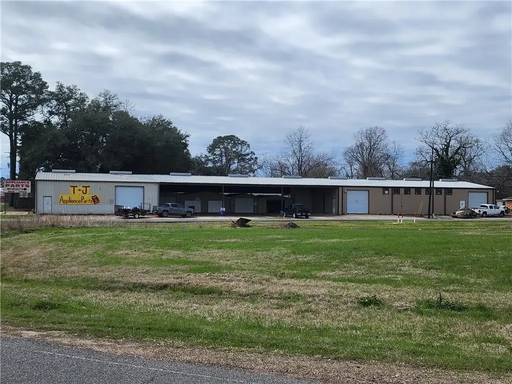 5606 Gene Ball Dr , Alexandria