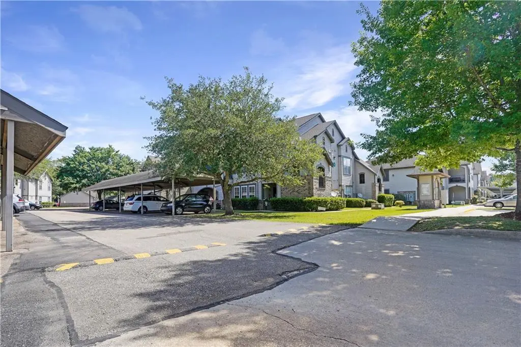 Photo of Listing #2501985