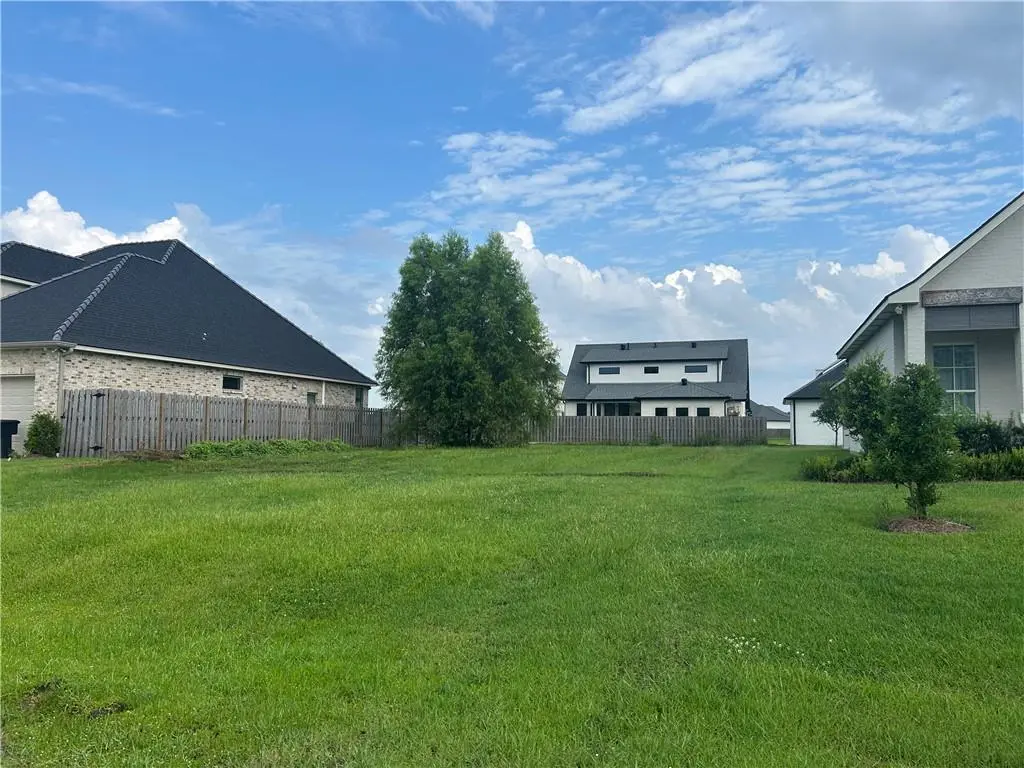 Photo of Listing #2513450