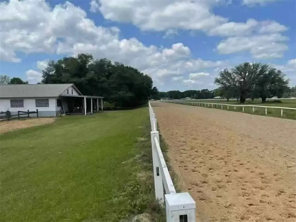 Photo of Listing #2514073