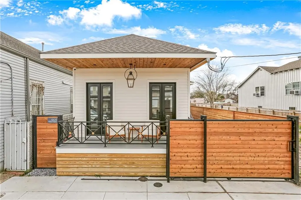 Photo of Listing #2514604