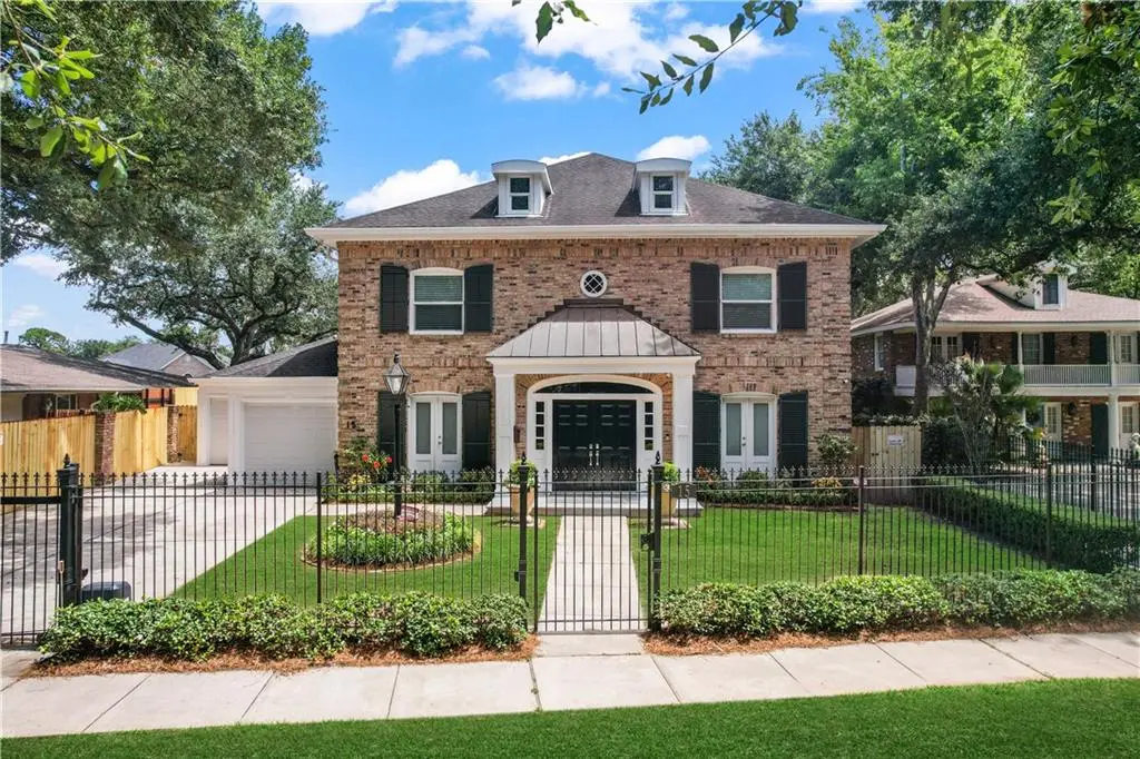 Photo of Listing #2515062