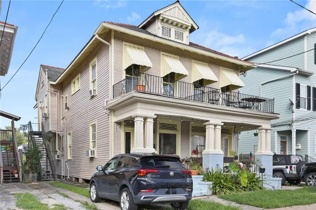 Photo of Listing #2514602