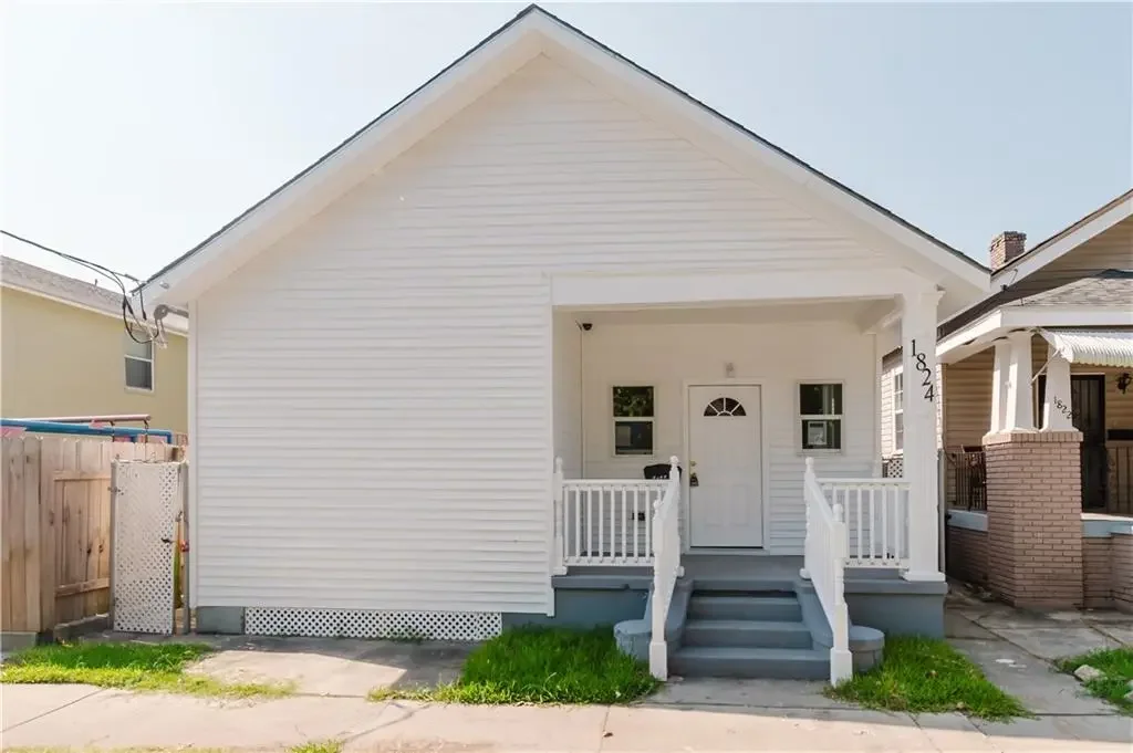 Photo of Listing #2518233